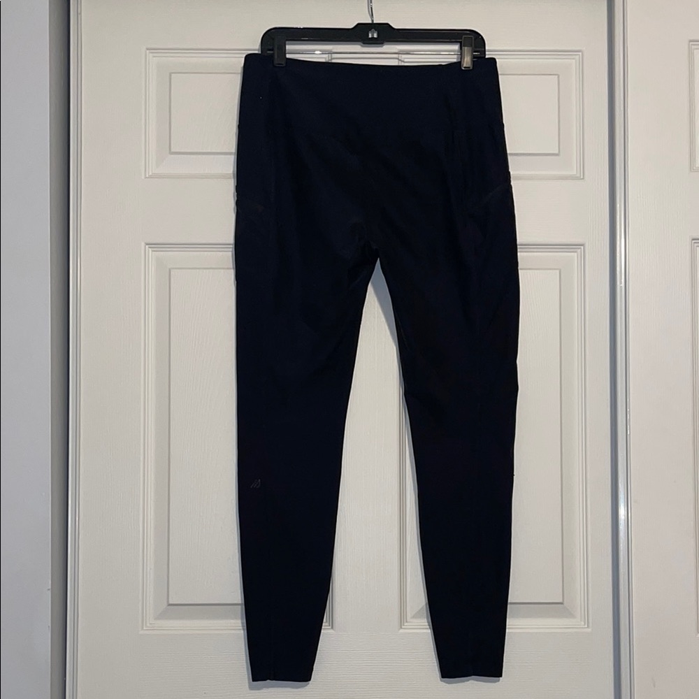 Women’s Eddie Bauer Active Leggings - Picture 6 of 7